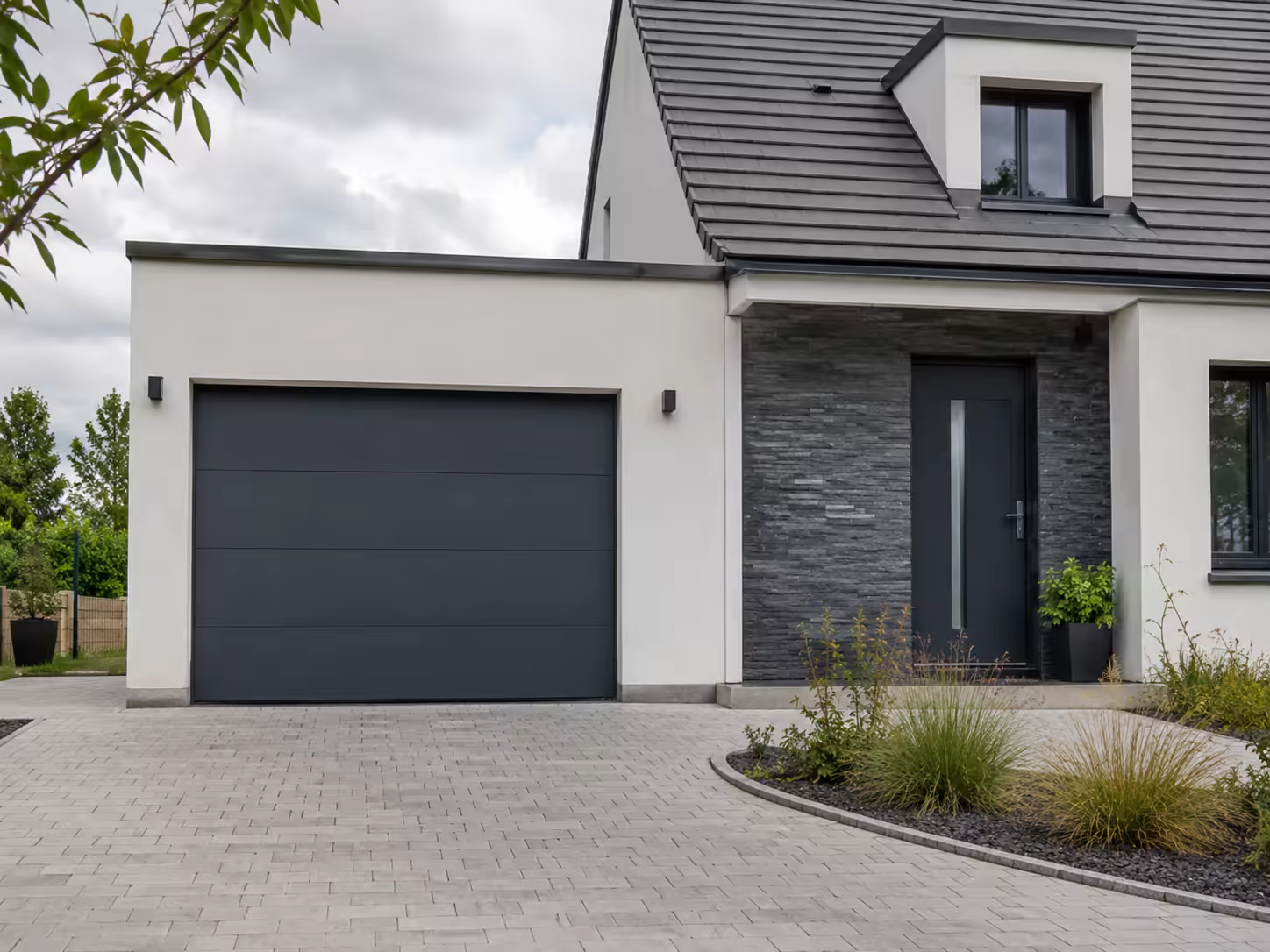 Façade et abords après travaux