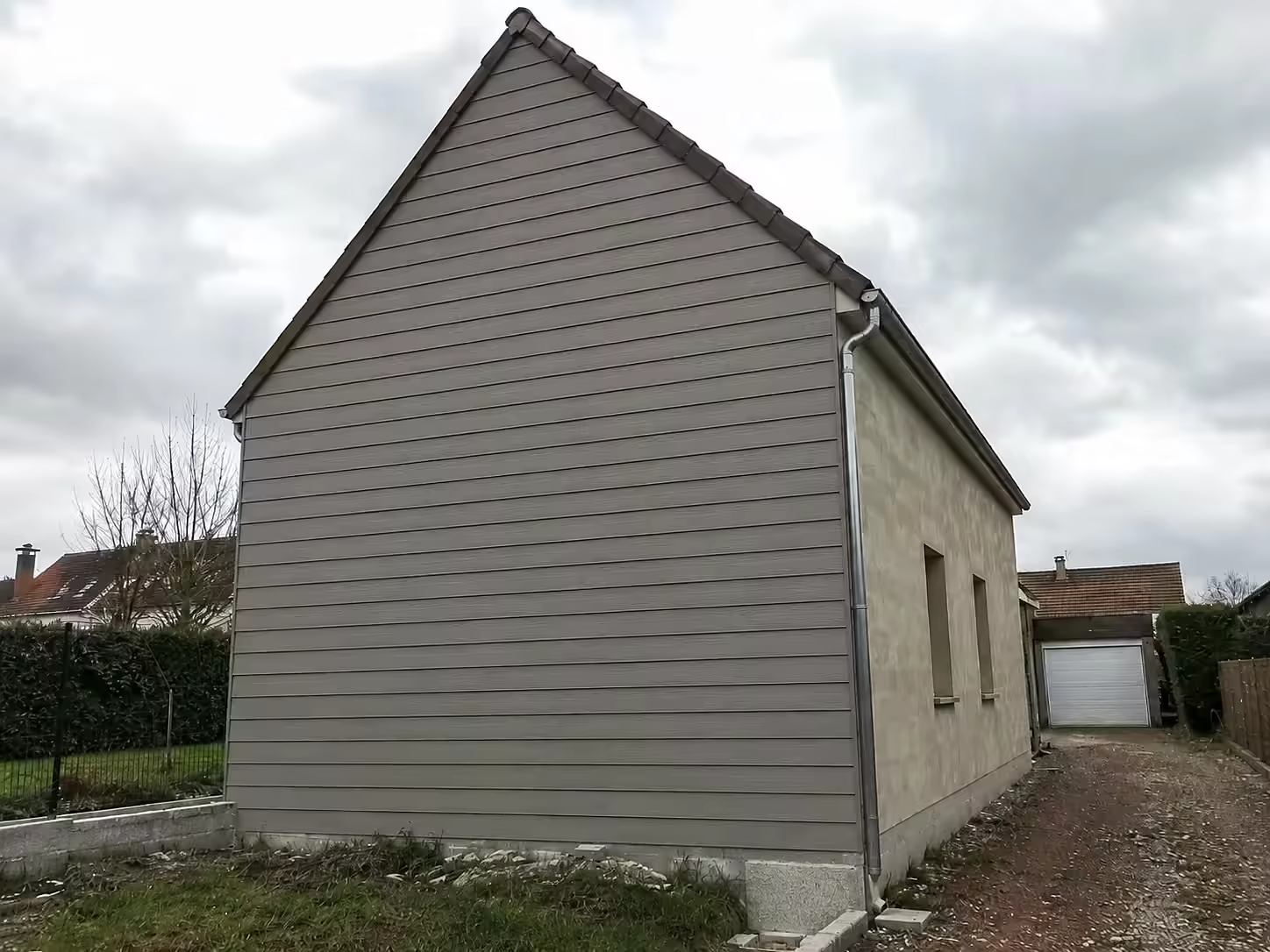 Pignon habillé d’un bardage - visuel d’illustration, projet non réalisé par Alpha Rénovation