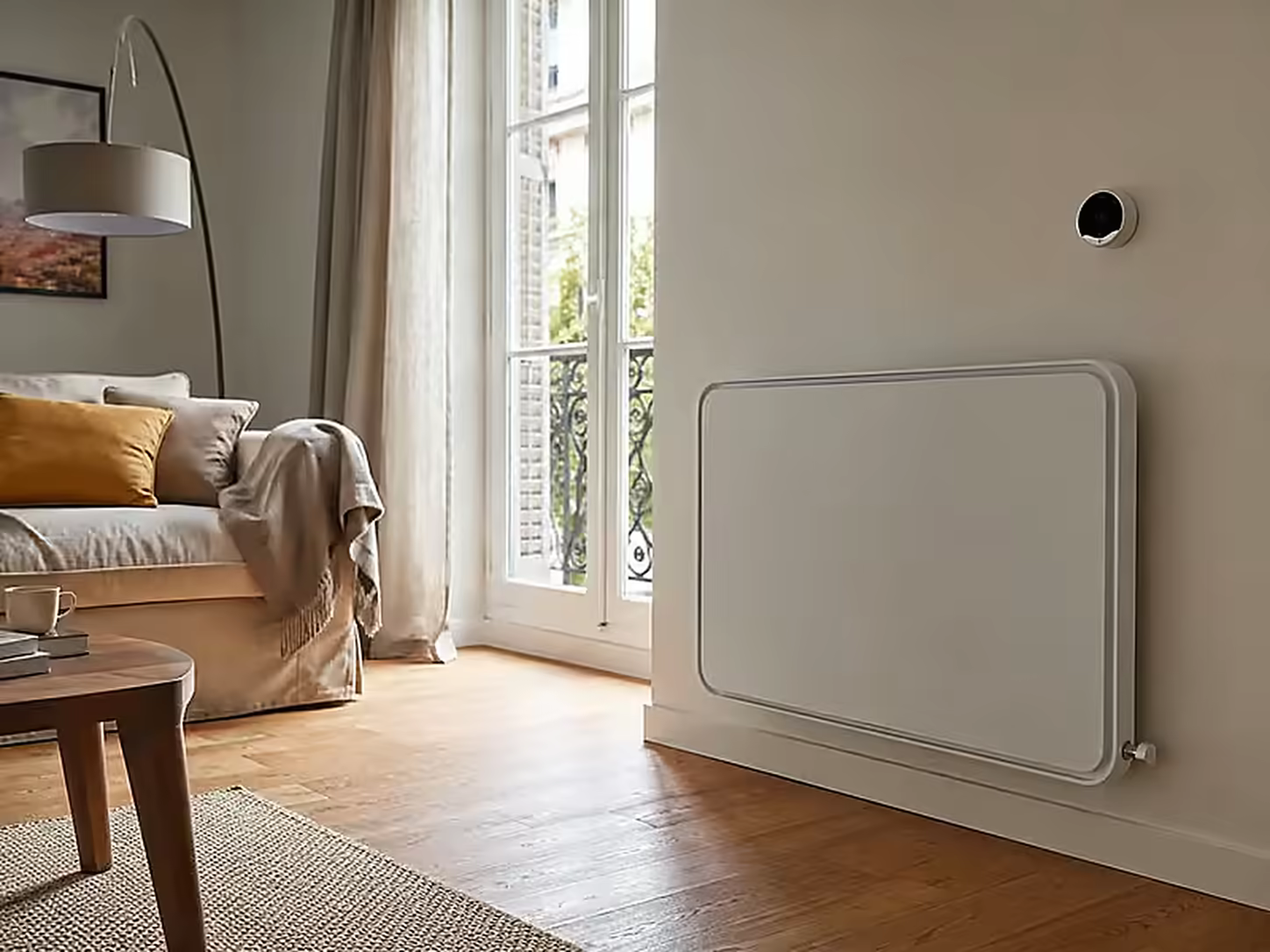 Radiateur basse température installé dans un salon