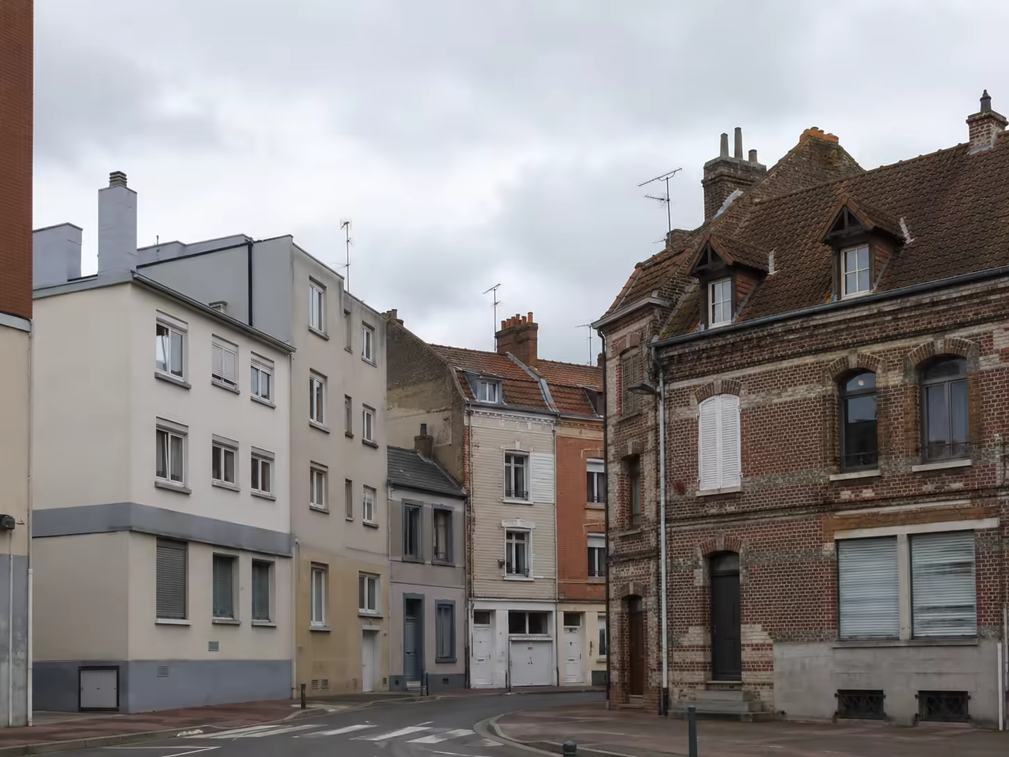 comparaison de toitures entre Calais-Nord et le quartier de Saint-Pierre